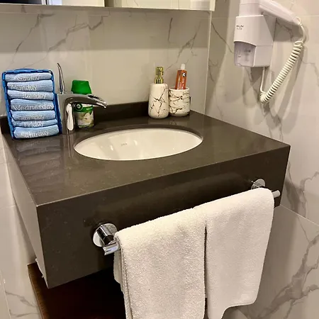 Grand Sapphire Apartment